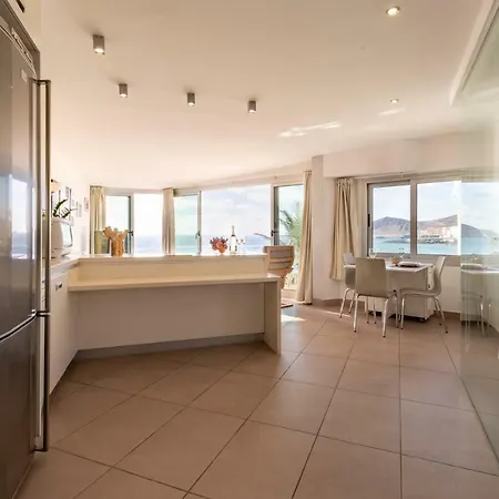 Living Las Canteras Homes - Beachfront Playa Grande Las Palmas